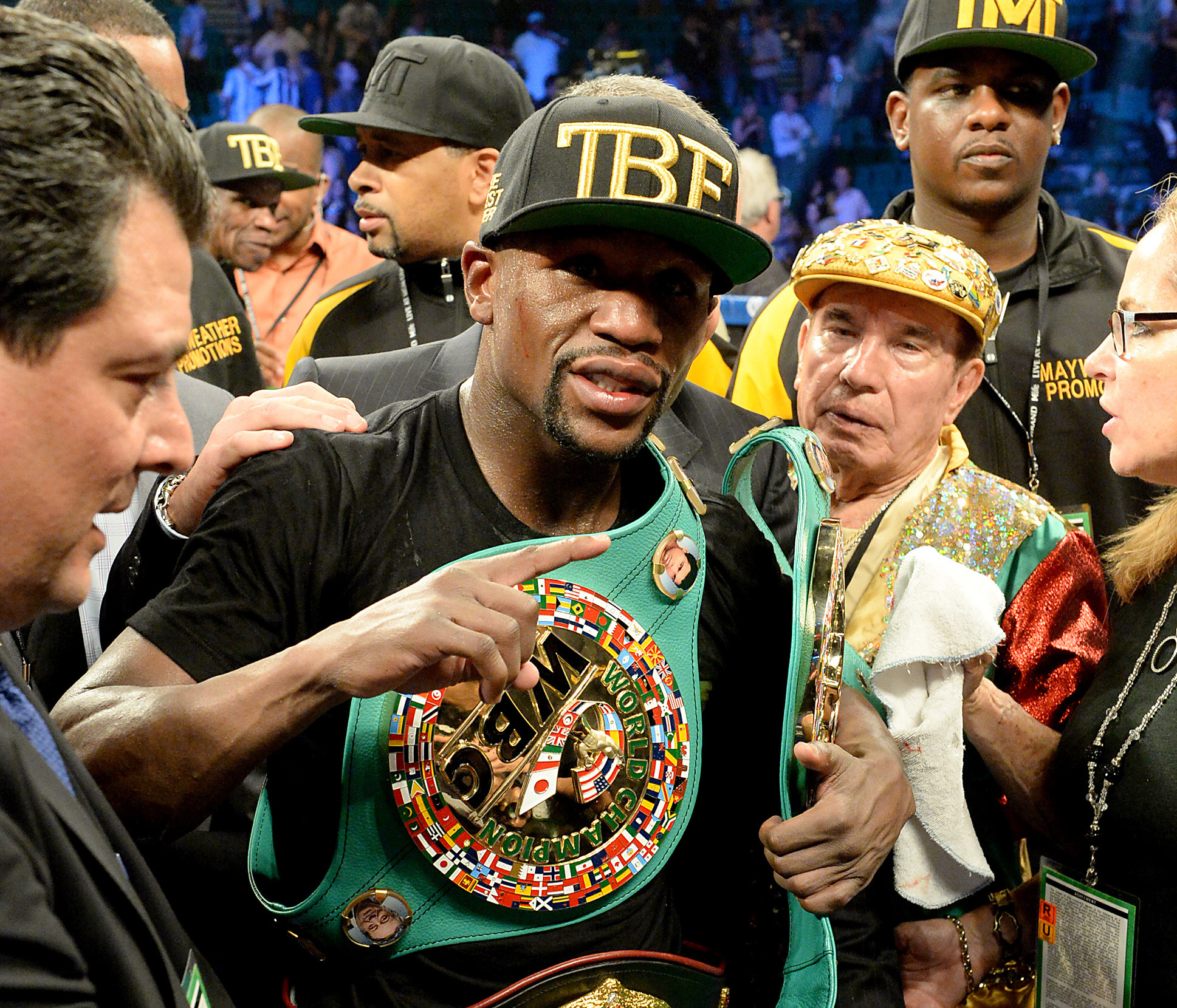 Floyd Mayweather trolled everyone with his ridiculous pre-fight