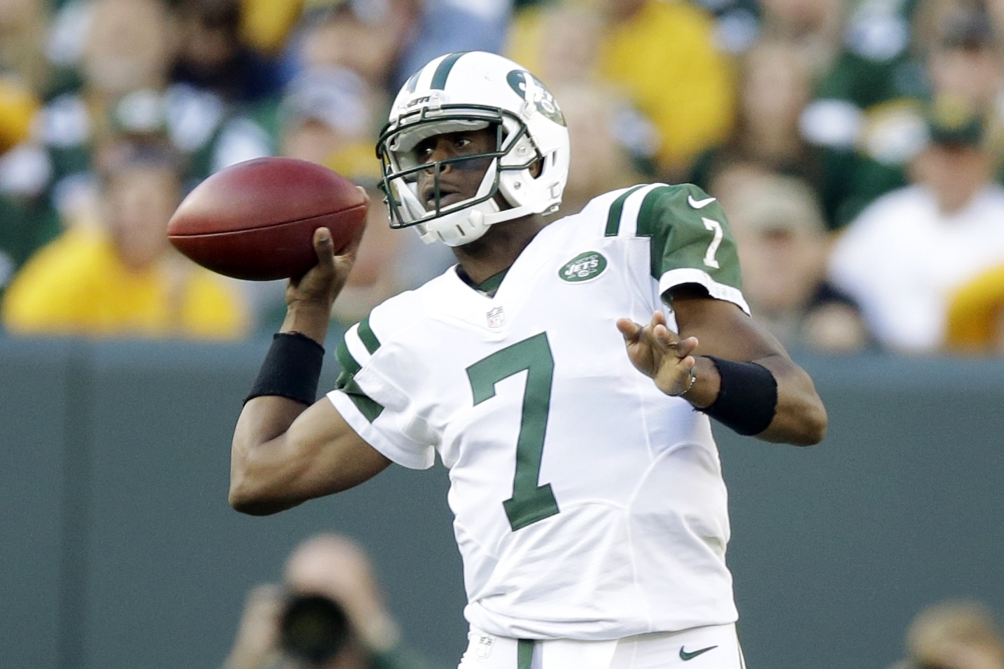 NFL ref hits Seahawks' Geno Smith with great line as QB protests