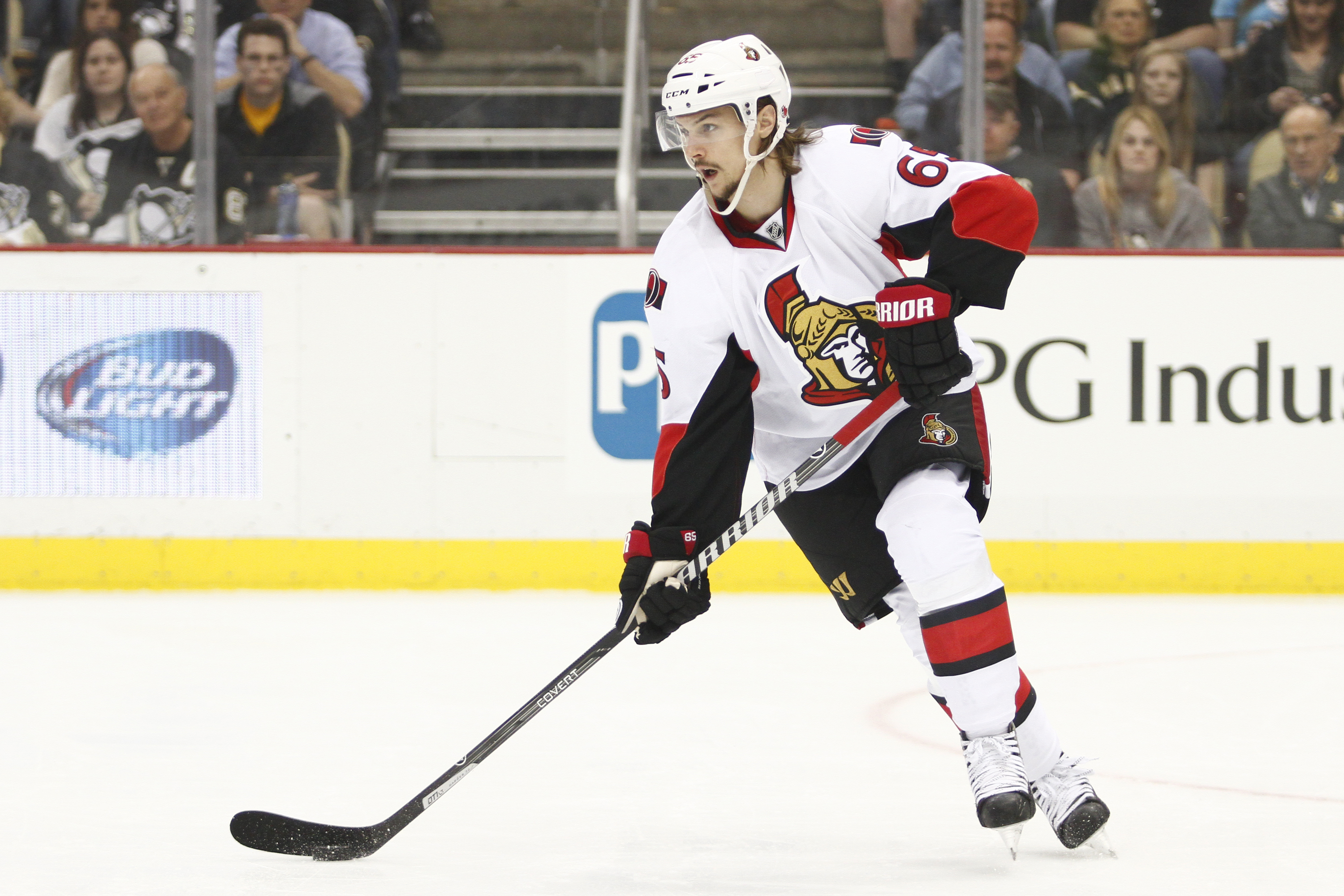 Ottawa senators captain daniel alfredsson hi-res stock photography