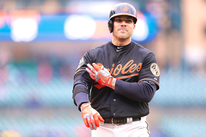 Suspended Oriole Chris Davis helps victims of highway accident