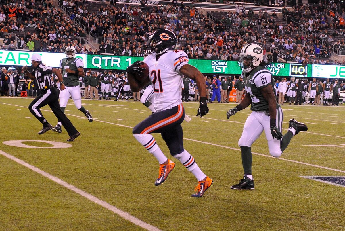 Chicago Bears' Opportunistic Defense Making Up for Injuries, News, Scores