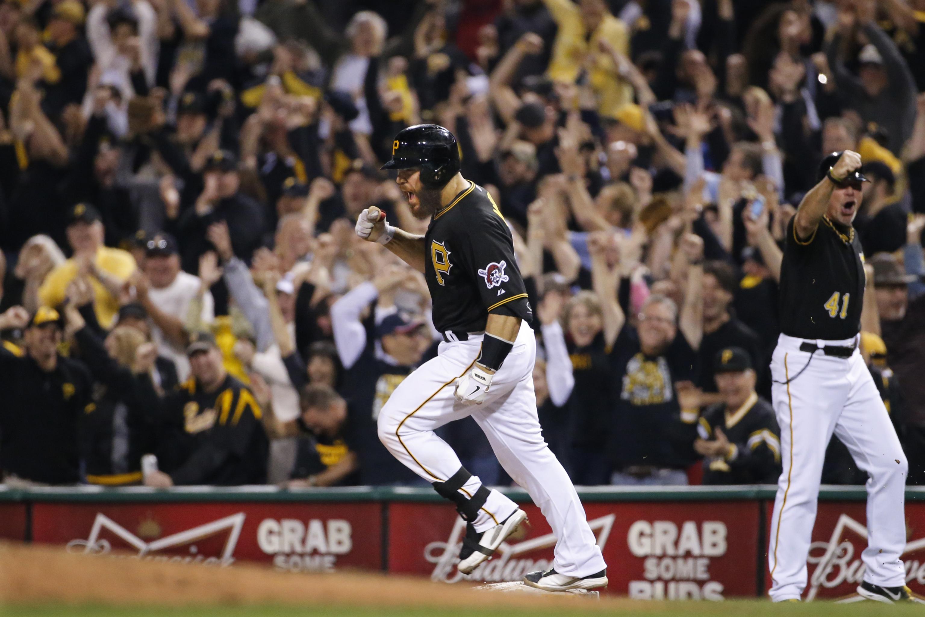 Russell Martin hits two homers as Pirates win NL wild-card game