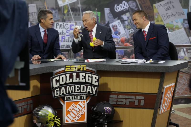 Espn College Gameday Selects Alabama Vs Ole Miss In First