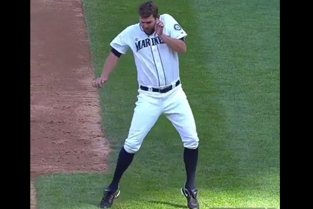 Mariners' Tom Wilhelmsen Dances to 'Turn Down for What' in Spectacular ...