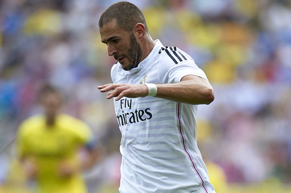 Liverpool Transfer News: Karim Benzema Talks Reported, Fee ...