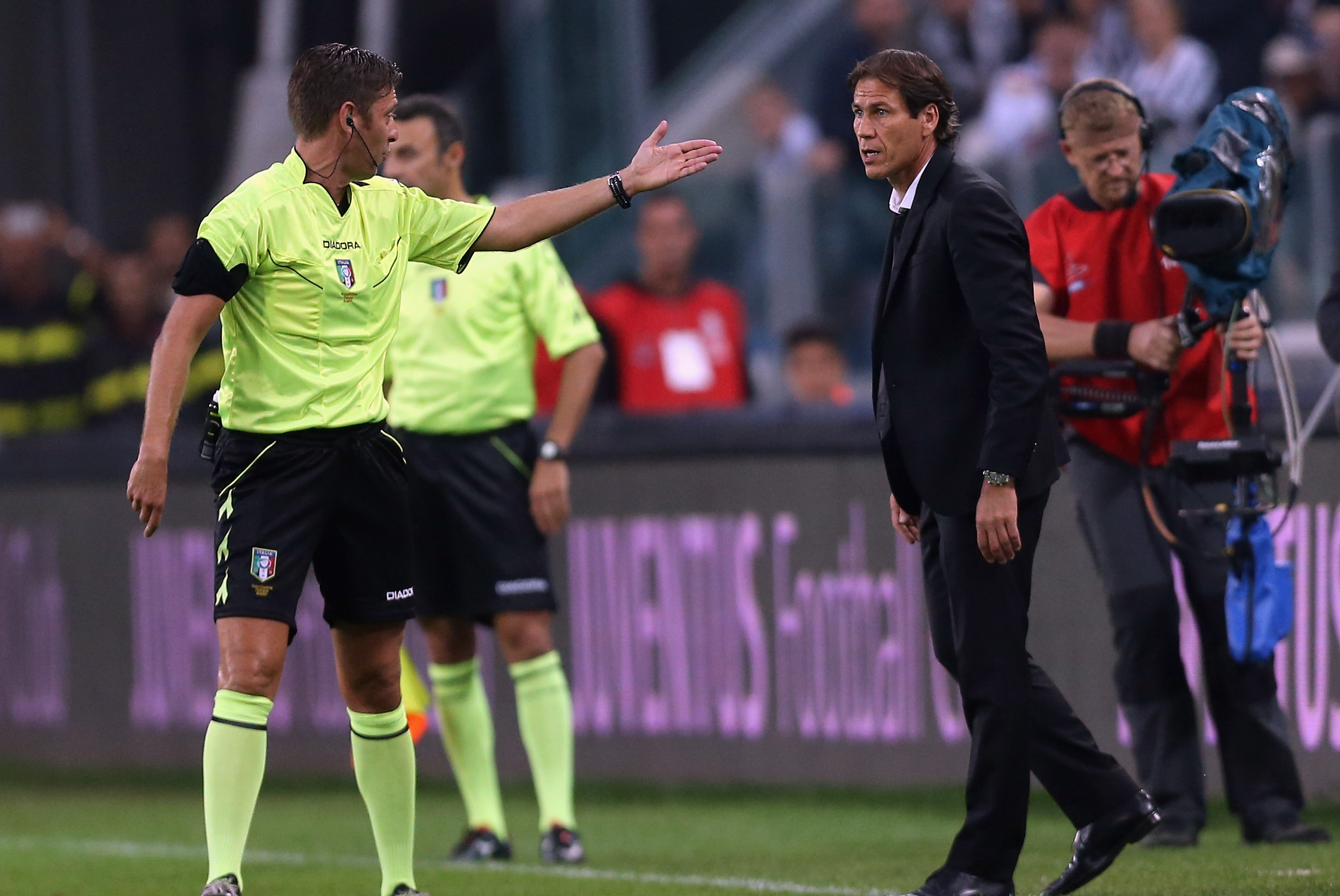 Juventus-Bologna referee to be suspended for not awarding clear penalty