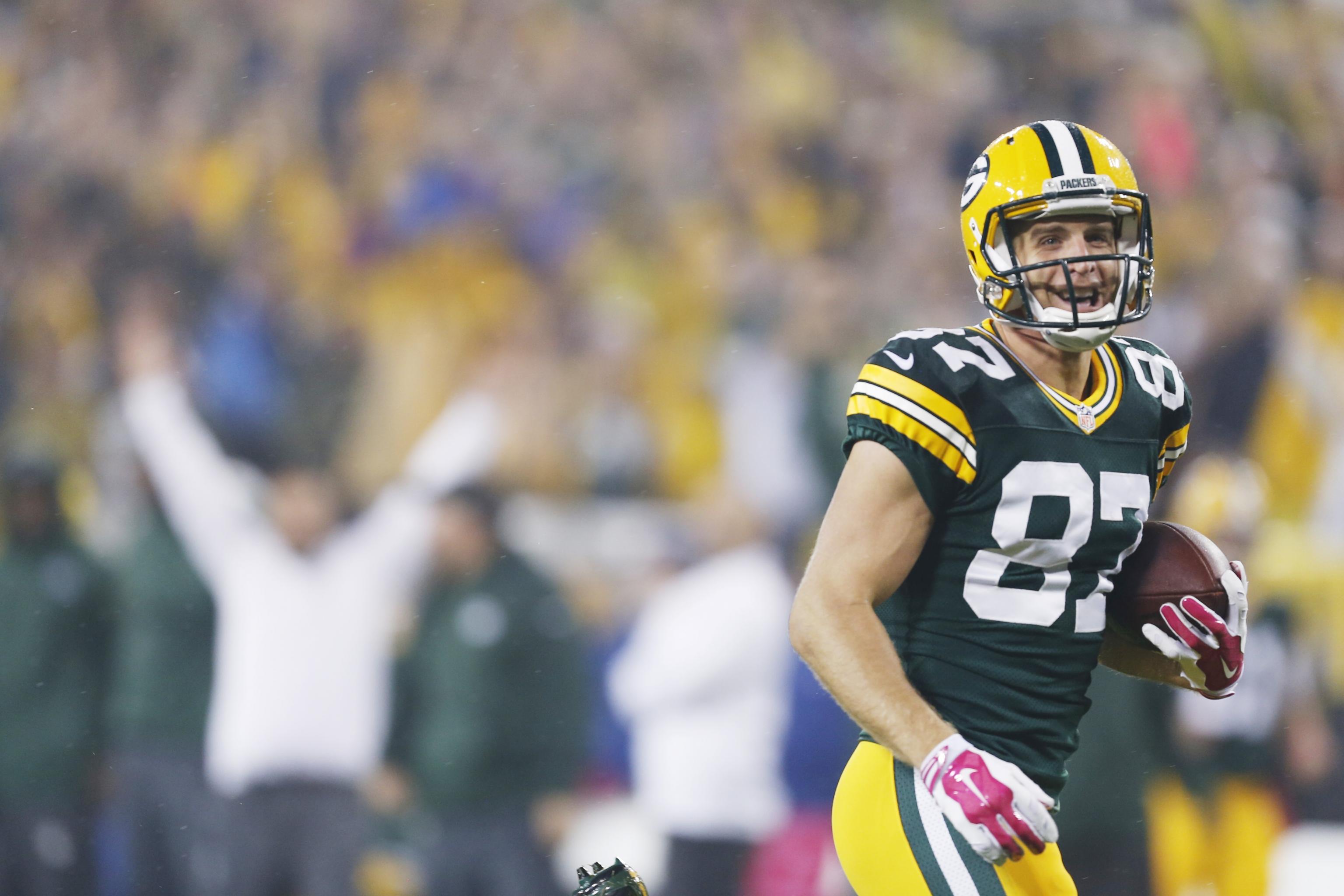 Green Bay vs. Miami Prediction: Surging Packers, Scuffling