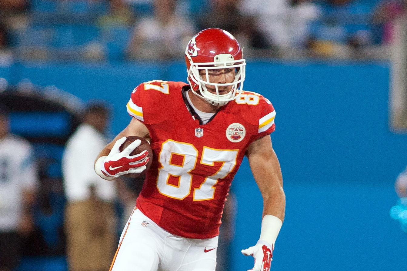 Tony Moeaki Video: How Did Kansas City Chiefs Tight End Make That Catch?, News, Scores, Highlights, Stats, and Rumors