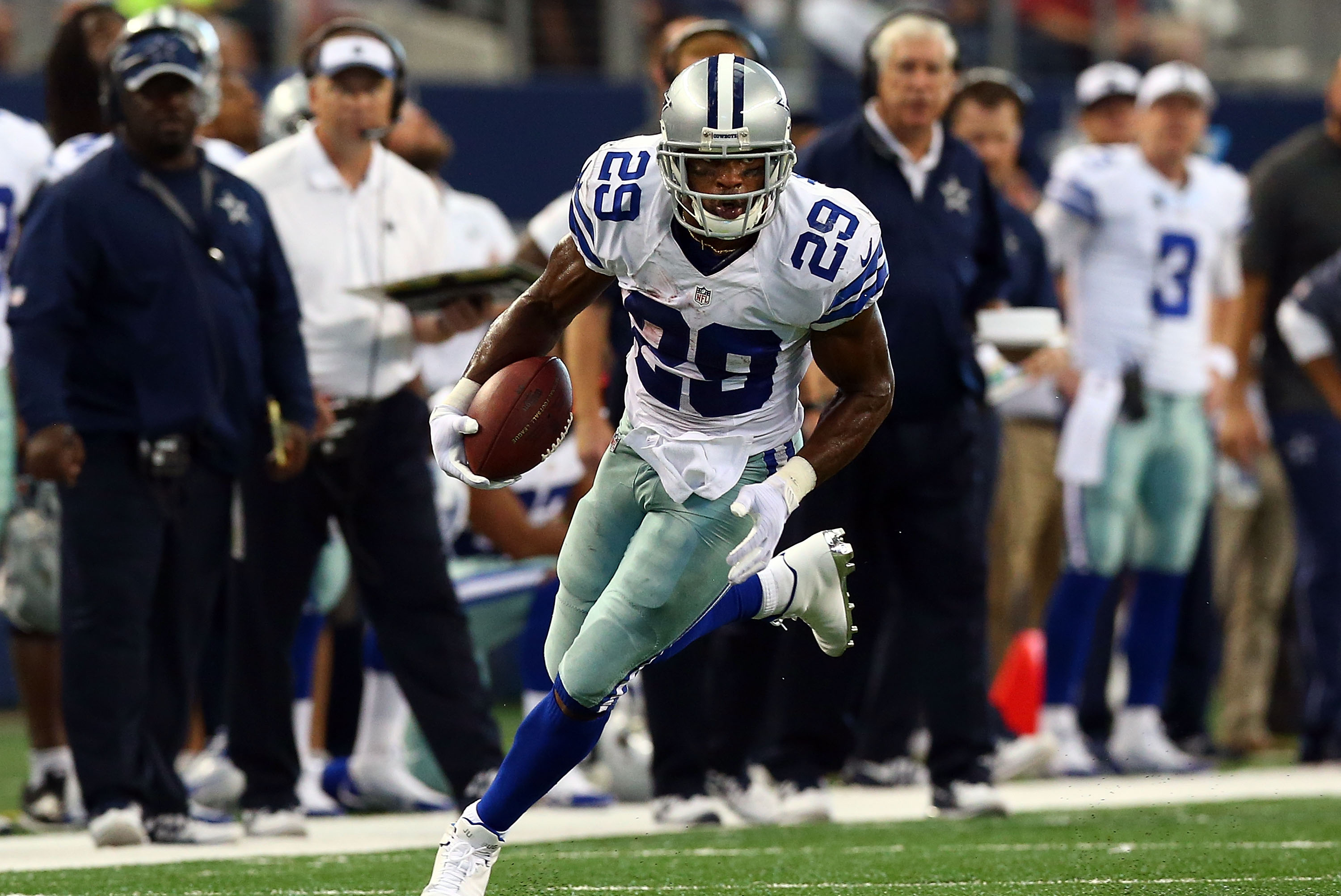 NFL: DeMarco Murray makes history as Dallas Cowboys beat New York Giants, NFL News