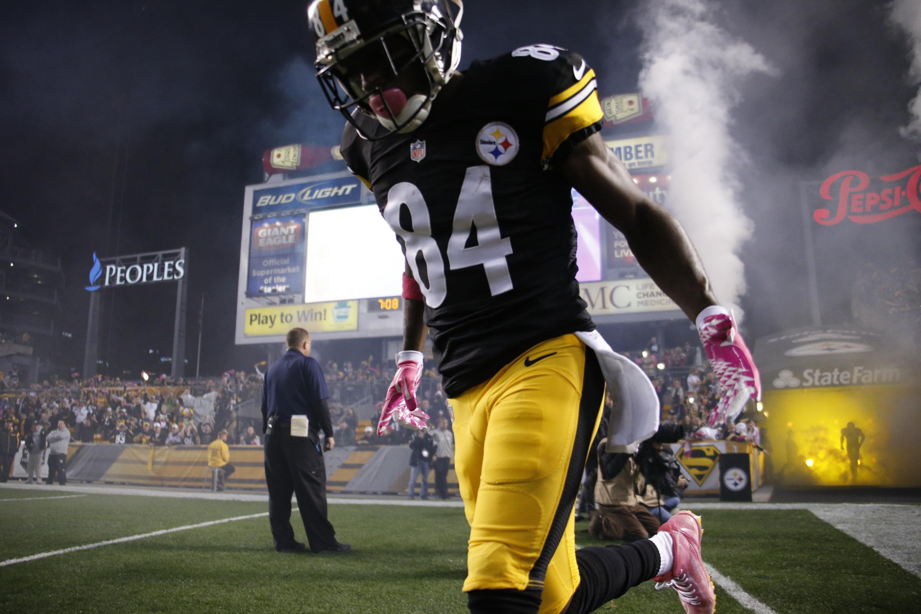 Pittsburgh Steelers on X: Under the lights on Monday night 
