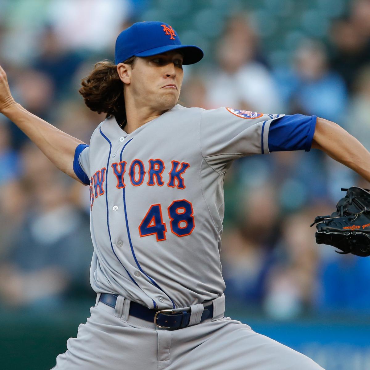Mets pitcher Jacob deGrom wins National League Rookie of the Year