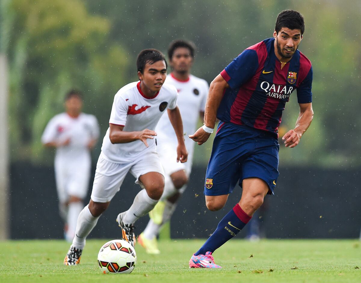 Predictions for Luis Suarez's Barcelona Debut in El Clasico | Bleacher