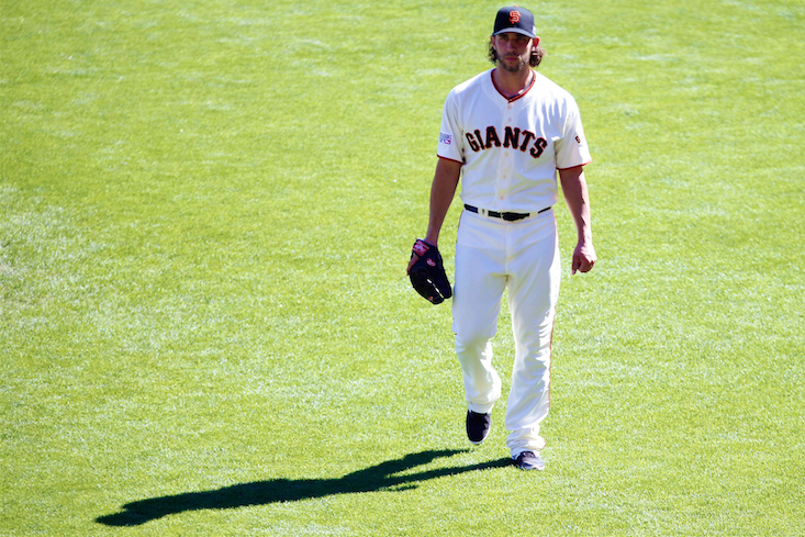 Giants' Madison Bumgarner breaks bone in his pitching hand - The Boston  Globe