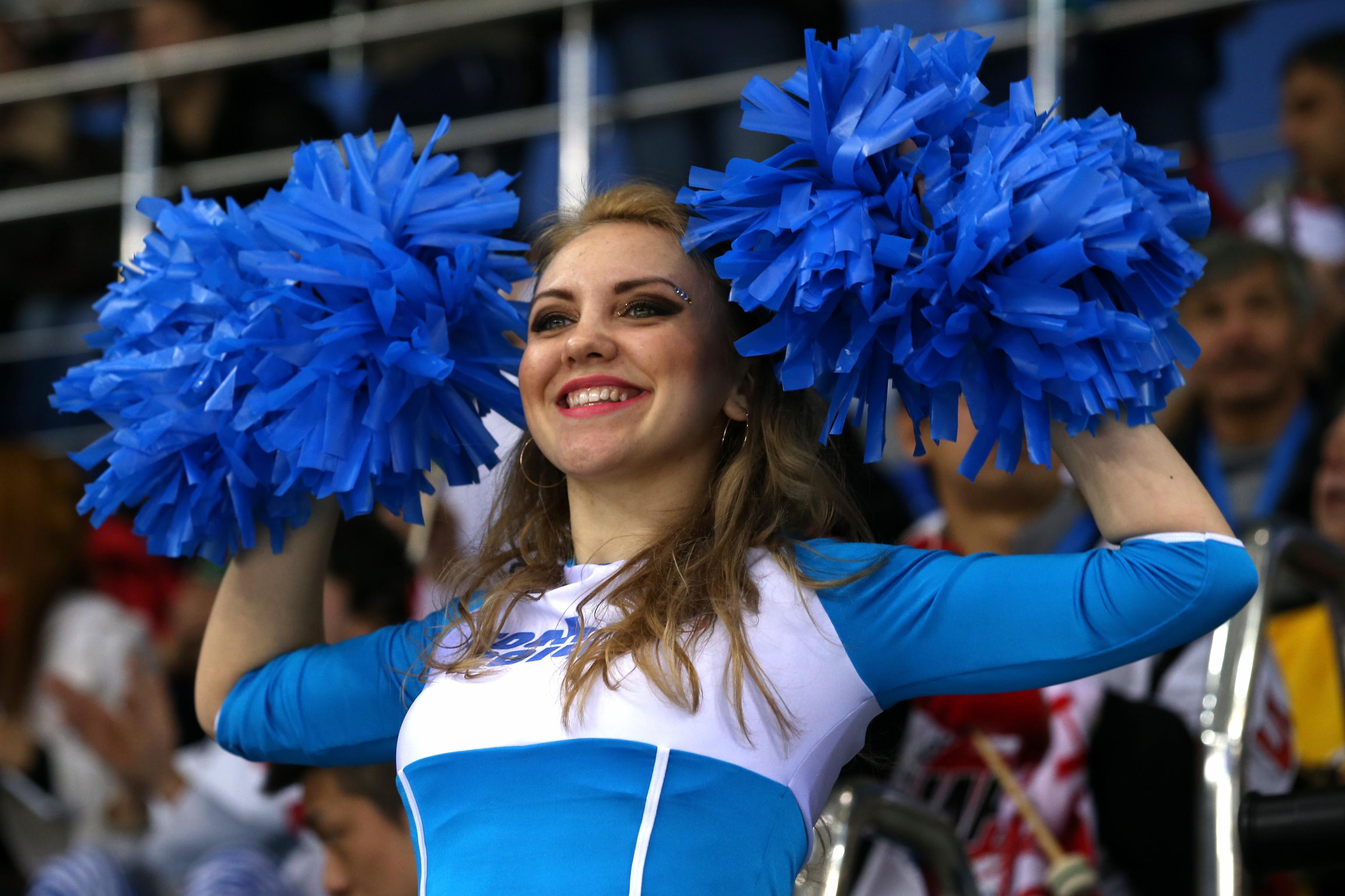 Dallas Cowboys Cheerleaders on X: Poms up to a new week! ✨   / X