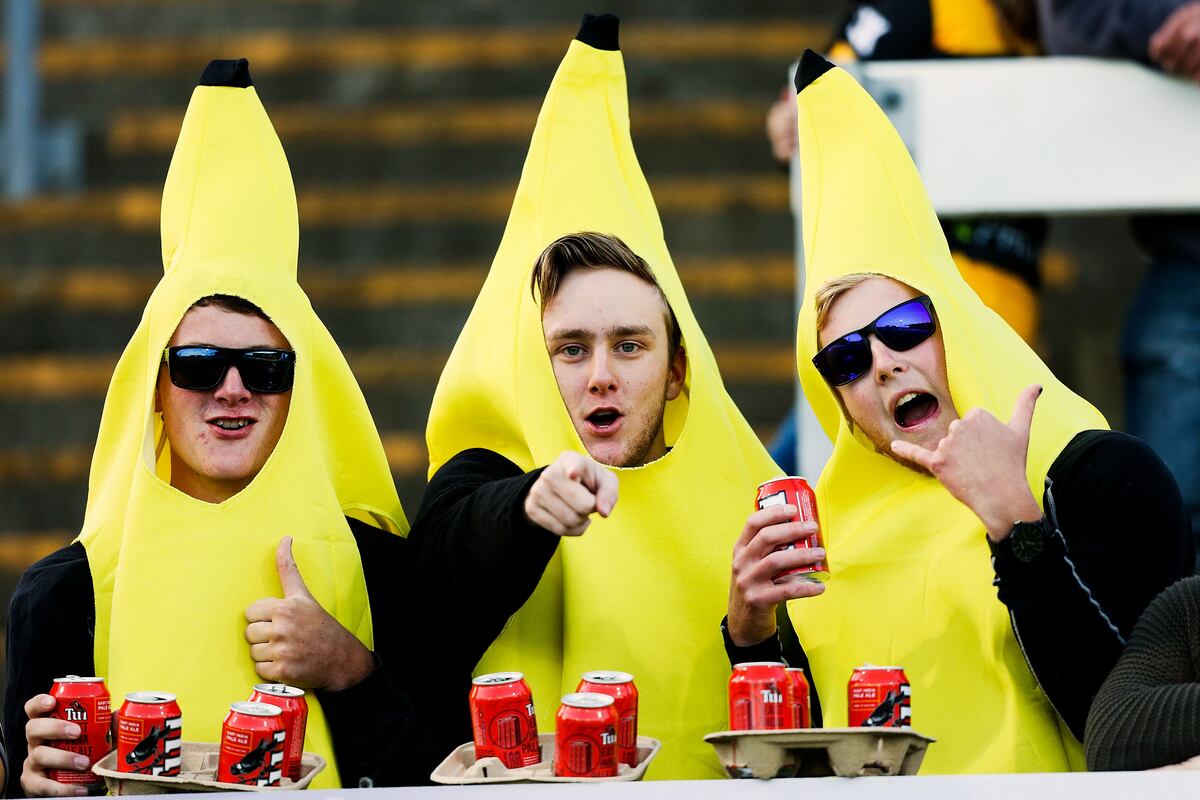 15 Sports Fans Who Did WHAT?! News, Scores, Highlights, Stats, and Rumors Bleacher Report