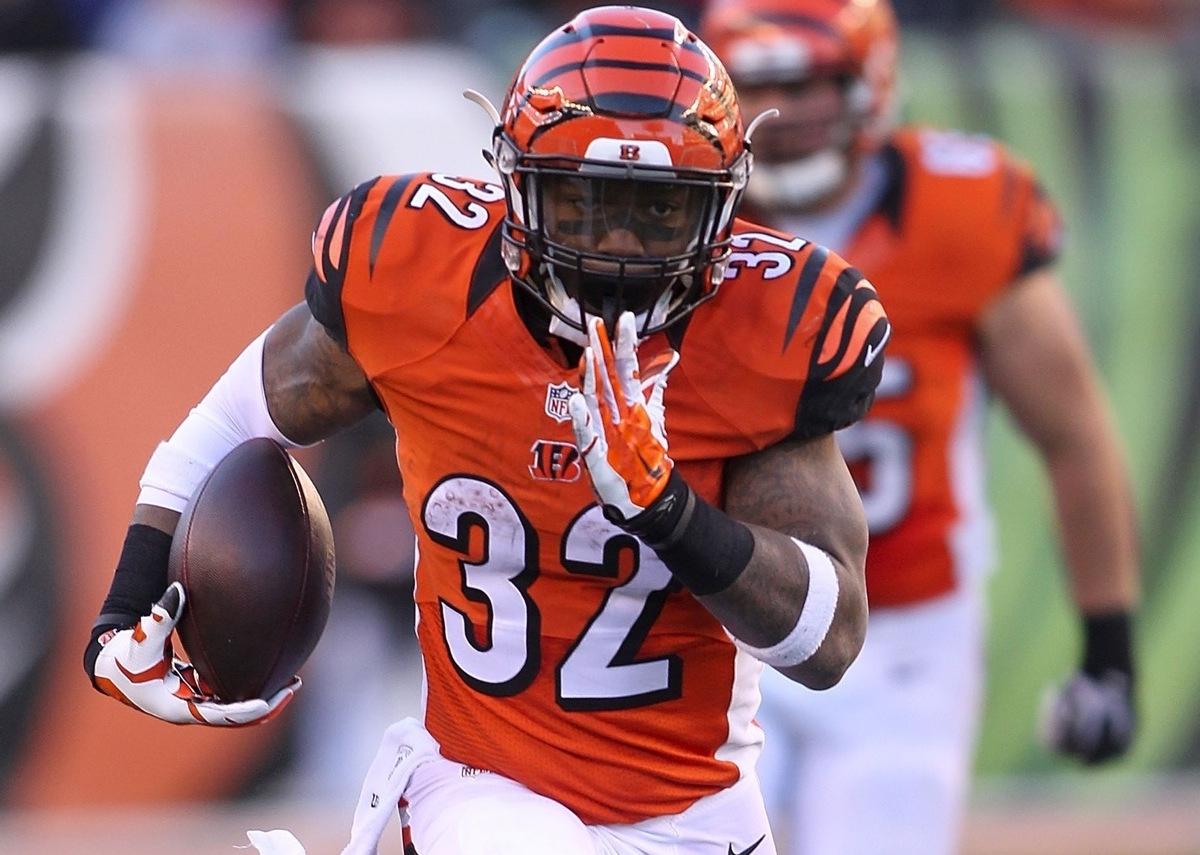 Why Jeremy Hill's Emergence Is Great News for Gio Bernard and Bengals ...