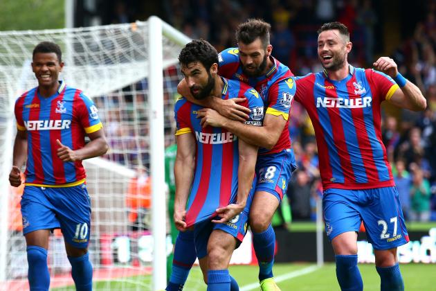 LONDON, ENGLAND - SEPTEMBER 27:  Mile Jedinak of Crystal Palace celebrates with team-mates after scoring his team's second goal during the Barclays Premier League match between Crystal Palace and Leicester City at Selhurst Park on September 27, 2014 in London, England.  (Photo by Ian Walton/Getty Images)