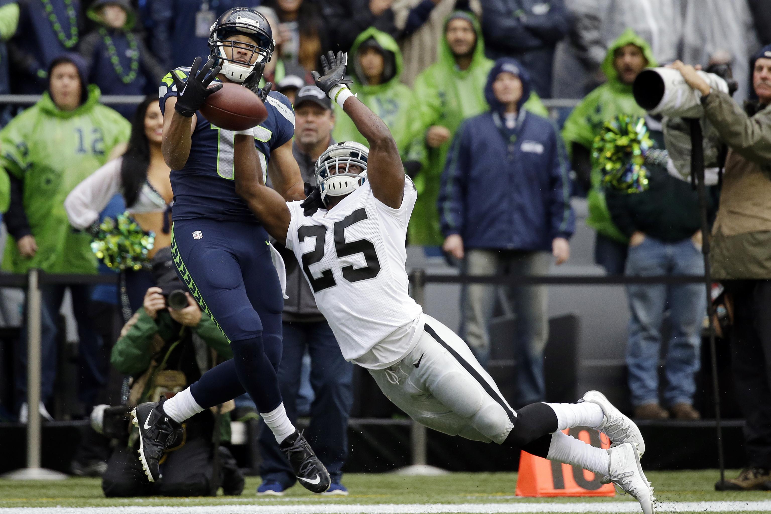 Oakland Raiders: What Should Be Done About D.J. Hayden