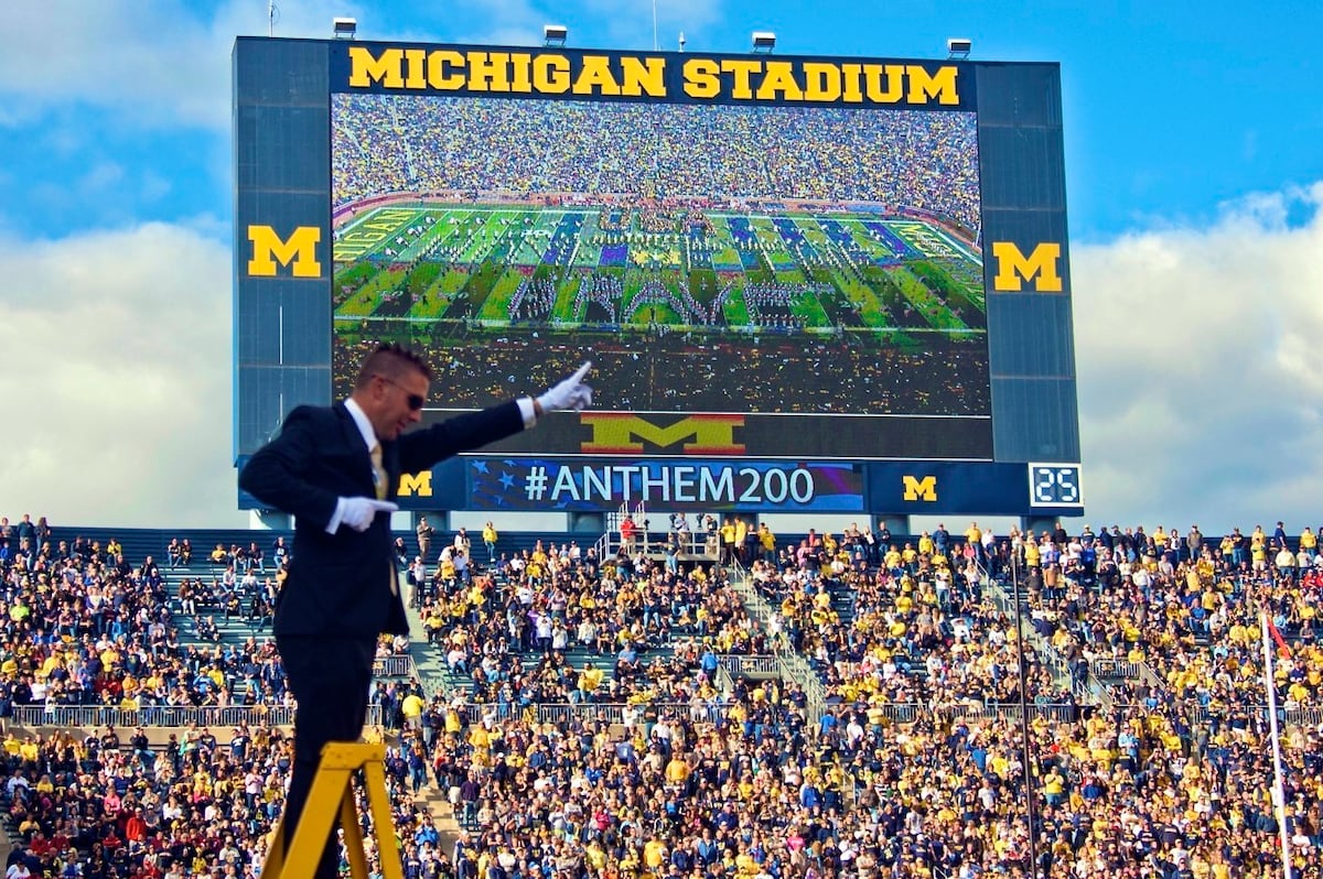 This Saturday Oct 11Th Is Huge For College Footballs Game Of The Year - k3v7yy0