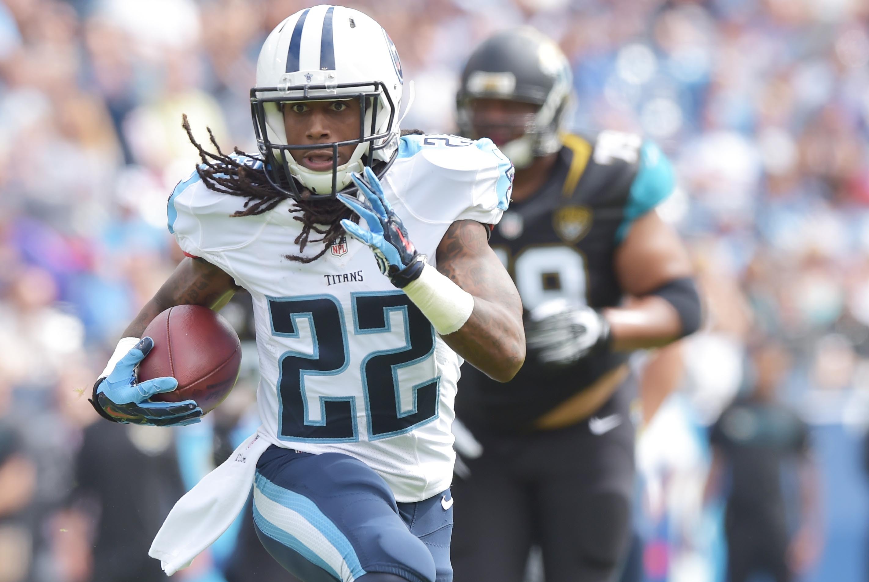 Dexter McCluster Injury: Updates on Titans RB's Wrist and Recovery