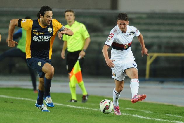 VERONA, ITALY - SEPTEMBER 24: Maxime Lestienne # 16 of Genoa CFC in action during the Serie A match between Hellas Verona FC and Genoa CFC at Stadio Marc'Antonio Bentegodi on September 24, 2014 in Verona, Italy. (Photo by Mario Carlini / Iguana Press/Getty Images)