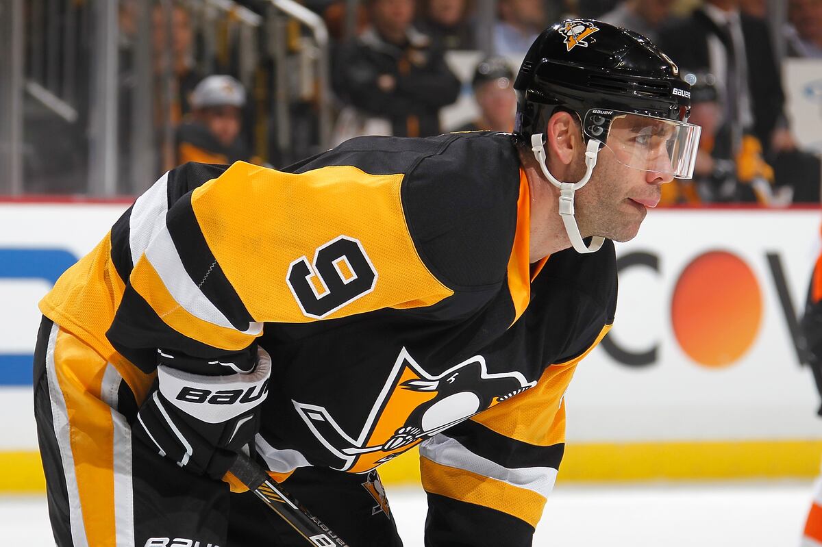 Pascal Dupuis' Health Scare Puts Penguins Badly in Need of Forward