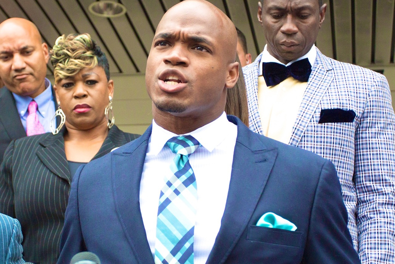 NFL news: Adrian Peterson drops surprising truth bomb on football future