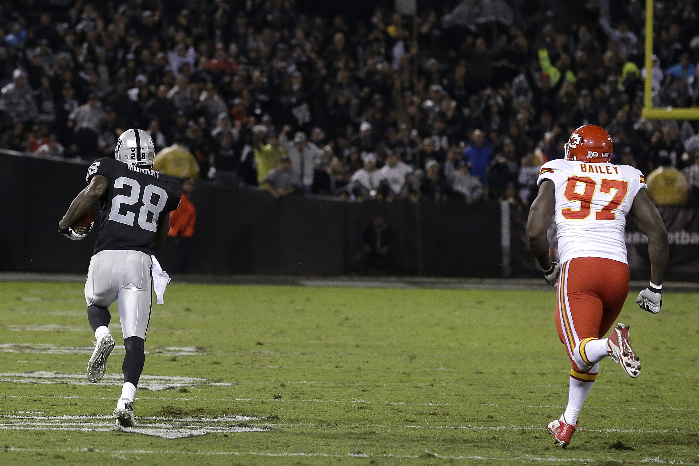 With Latavius Murray limping, Raiders turning to pair of rookie