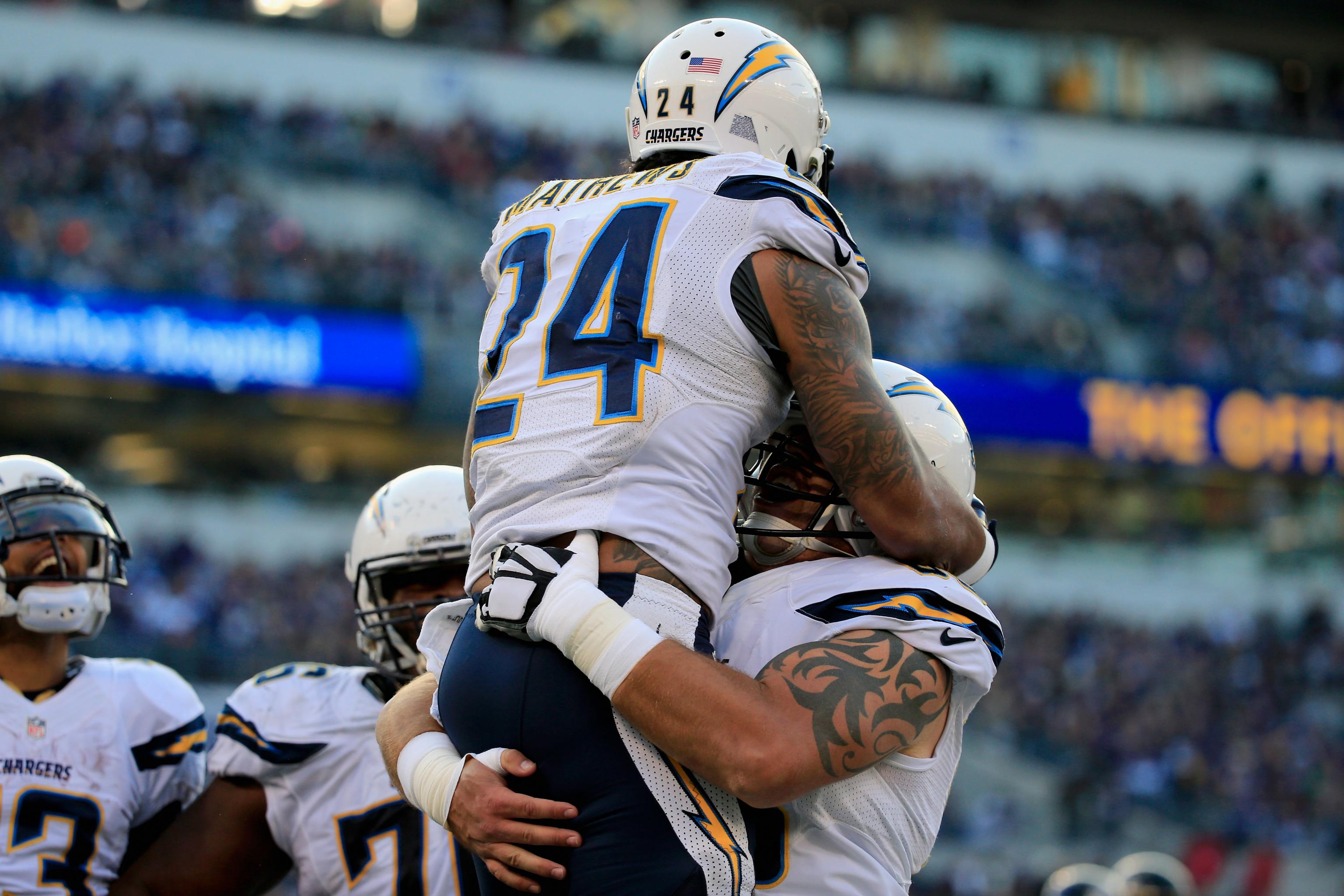 Chargers Final Score: LAC 30, KC 24 - Bolts From The Blue