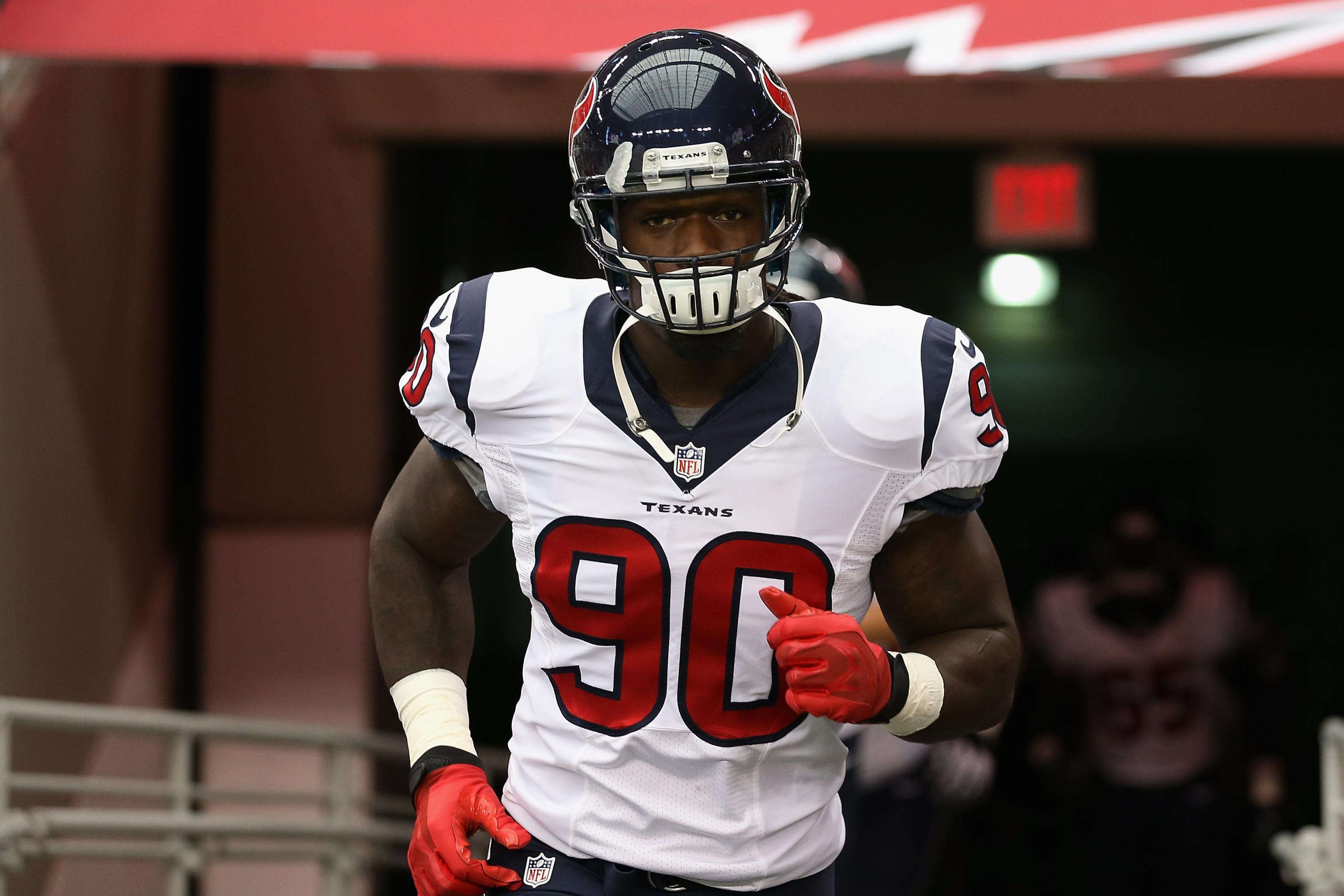 Jadeveon Clowney leaves Texans game with knee injury