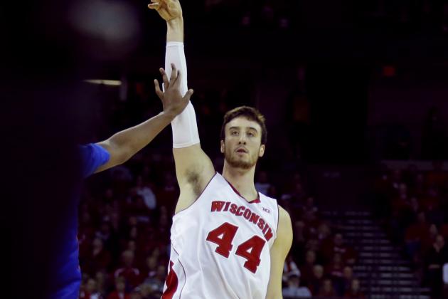 MADISON, WI - NOVEMBER 22: Frank Kaminsky #44 of the Wisconsin Badgers shots a three pointer during the first half against the Boise State Broncos at Kohl Center on November 22, 2014 in Madison, Wisconsin. (Photo by Mike McGinnis/Getty Images)