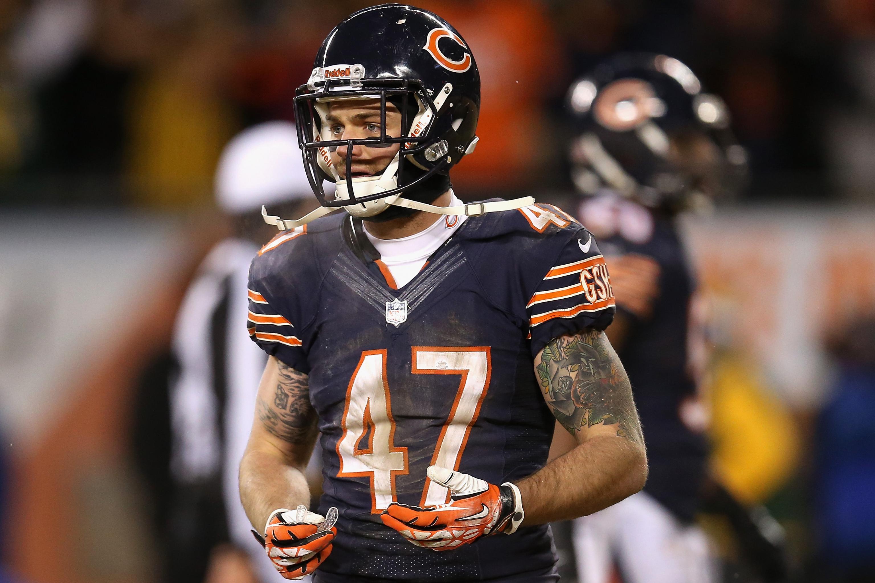 Chris Conte pushes past injuries, pursues next hit with reckless