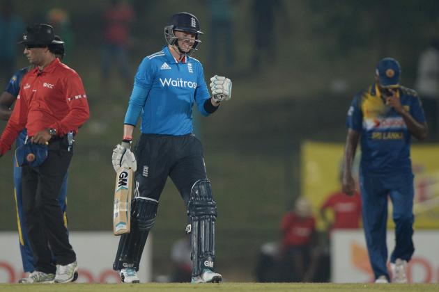 HAMBANTOTA, SRI LANKA - DECEMBER 03:  Joe Root of England celebrates hitting the winning runs to win the 3rd One Day International between Sri Lanka and England at Mahinda Rajapaksa International Stadium on December 3, 2014 in Hambantota, Sri Lanka.  (Photo by Gareth Copley/Getty Images)