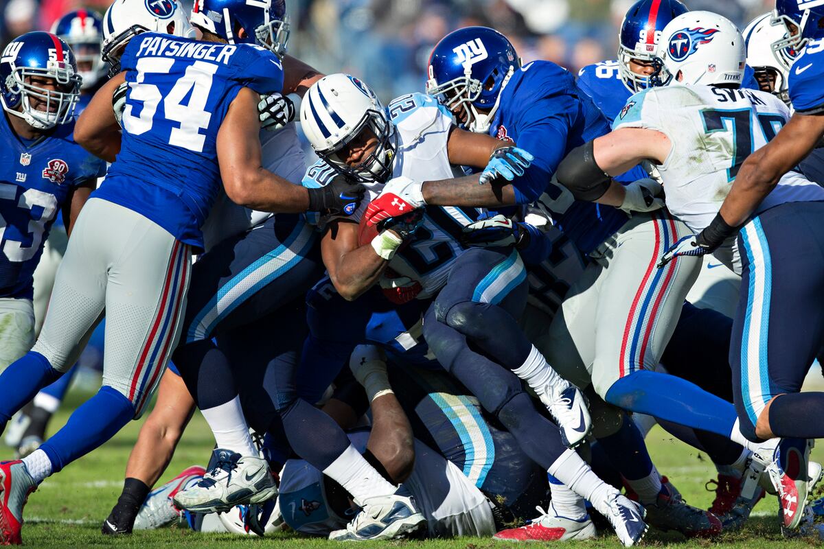 New York Giants' Front 7 Find Their Groove in Win vs. Titans | Bleacher