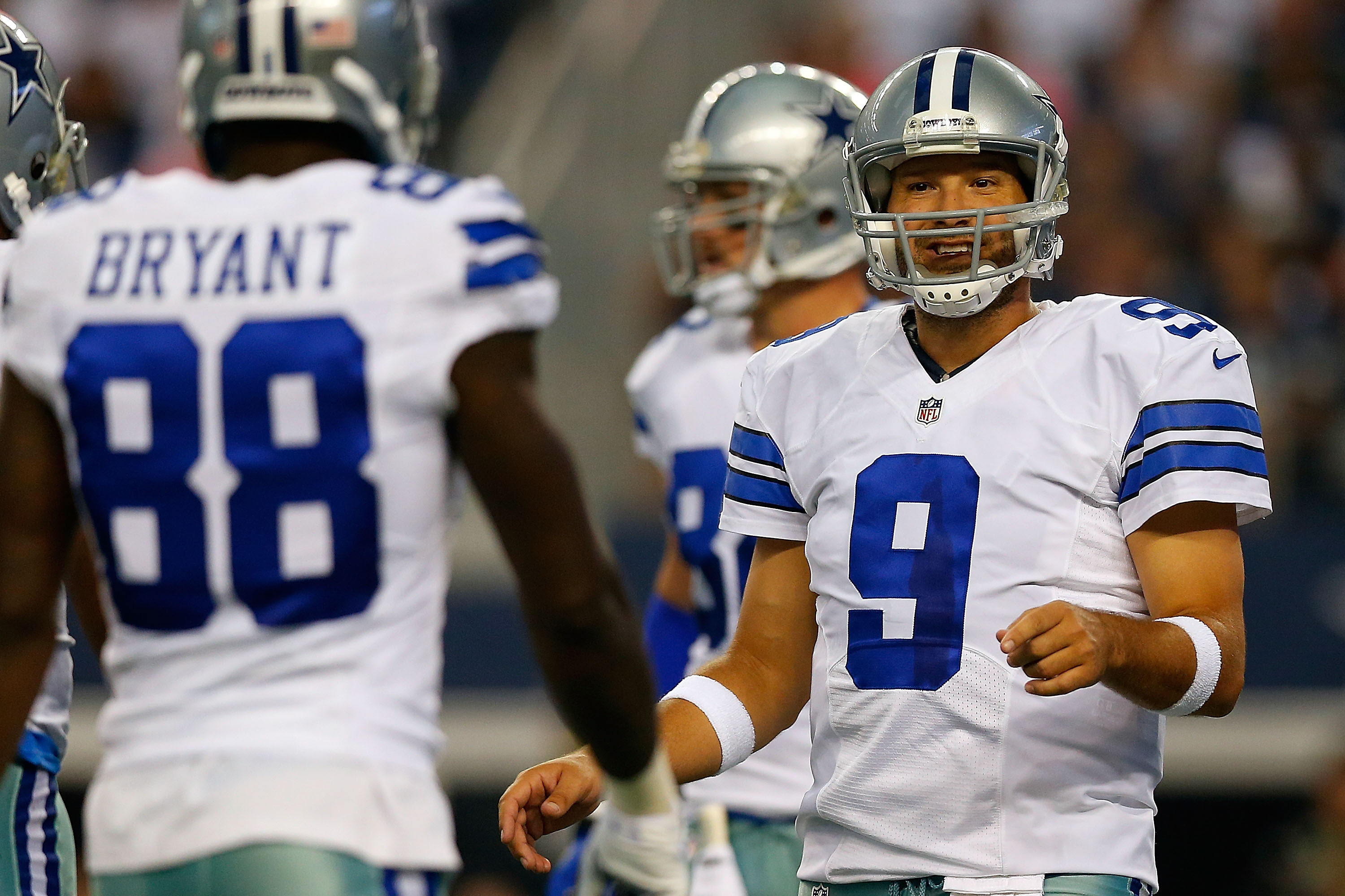 Tony Romo, Dez Bryant, DeMarcus Ware salute Jason Witten's career