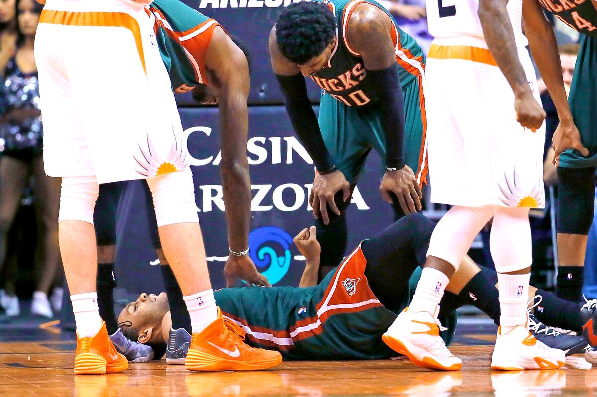 Jabari Parker Injury Updates on Bucks Star's Knee and Return News