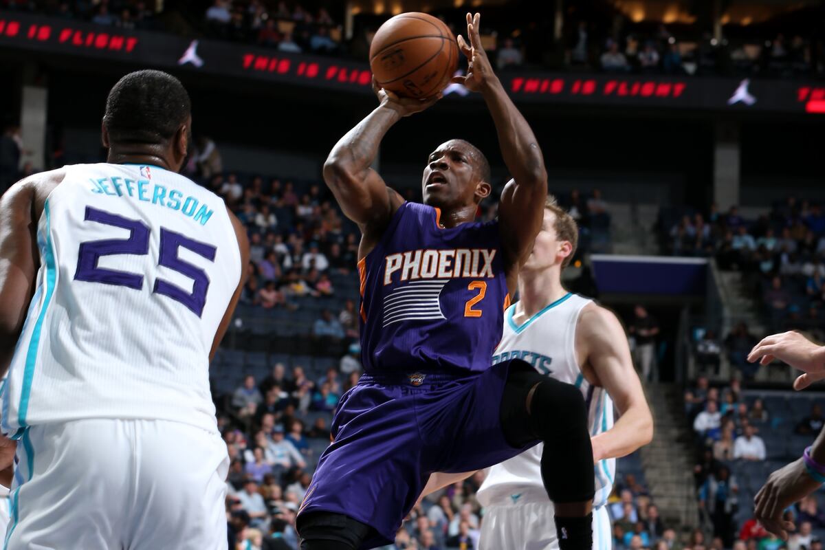 Watch the Phoenix Suns' Dynamic Guard Trio Put Away the in the