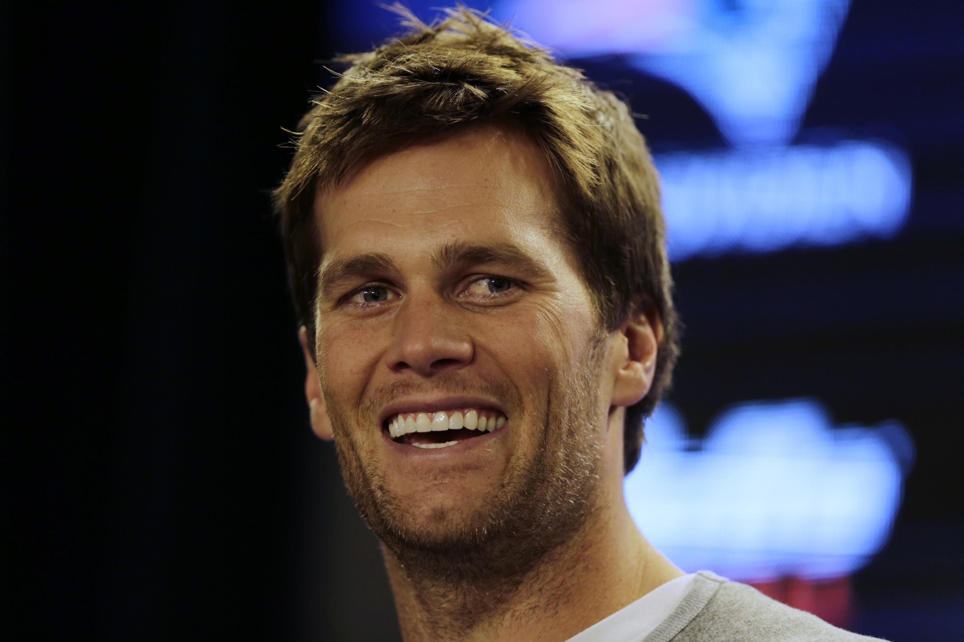 Tom Brady Trolls Raiders With 'Tuck Rule' Facebook Post (Photo) 