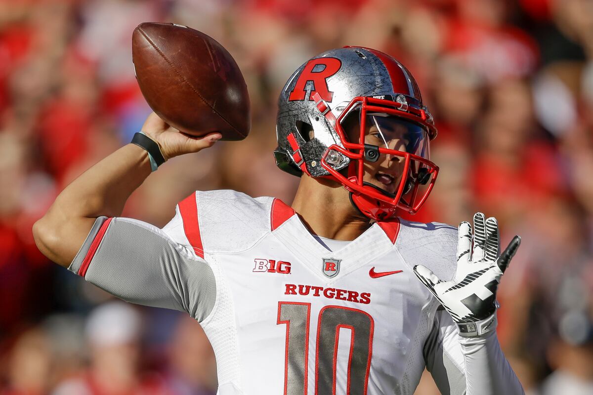 College Football Bowl Picks 2014 Predictions for Remaining Postseason