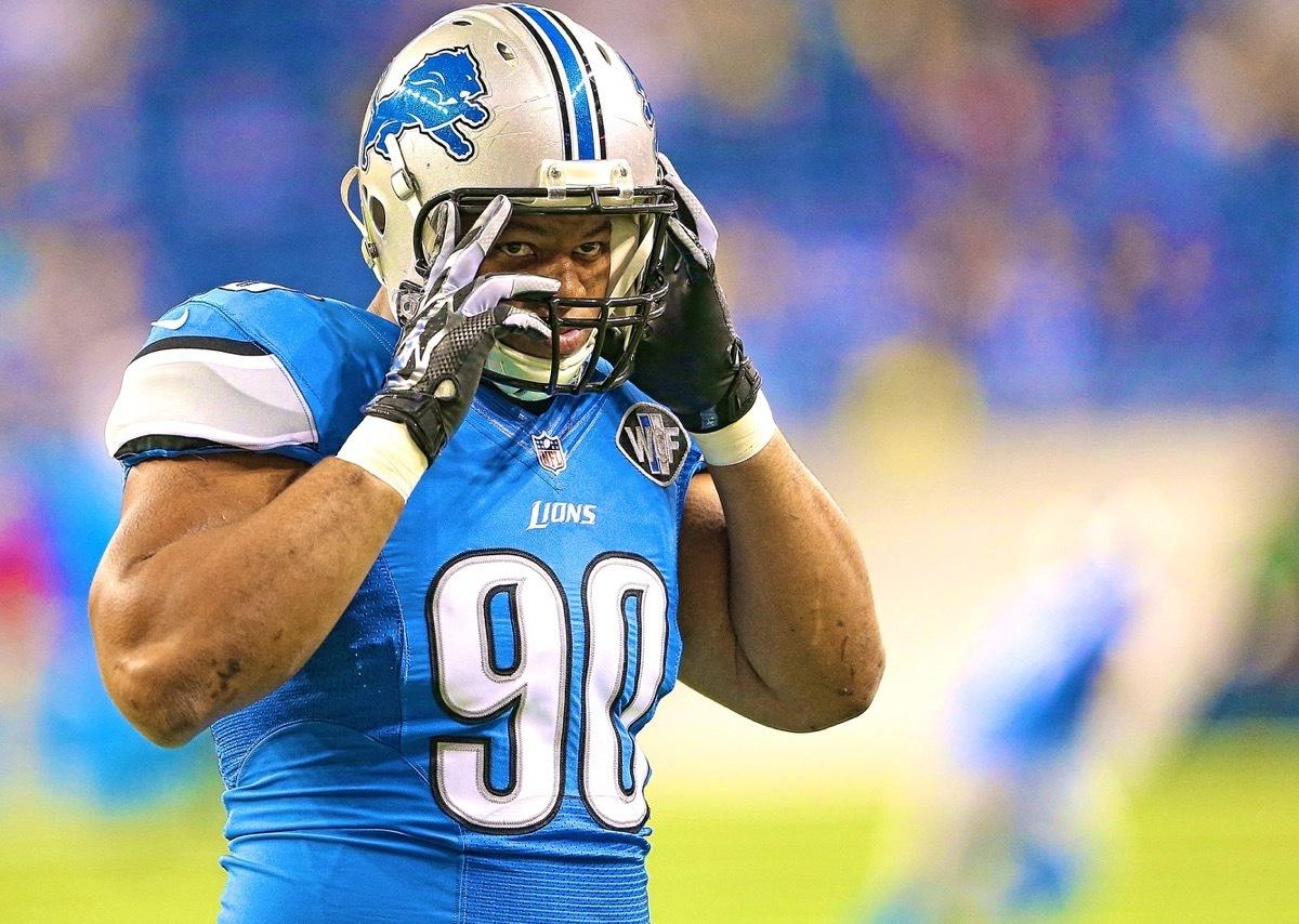 Dallas Cowboys reportedly interested in Ndamukong Suh
