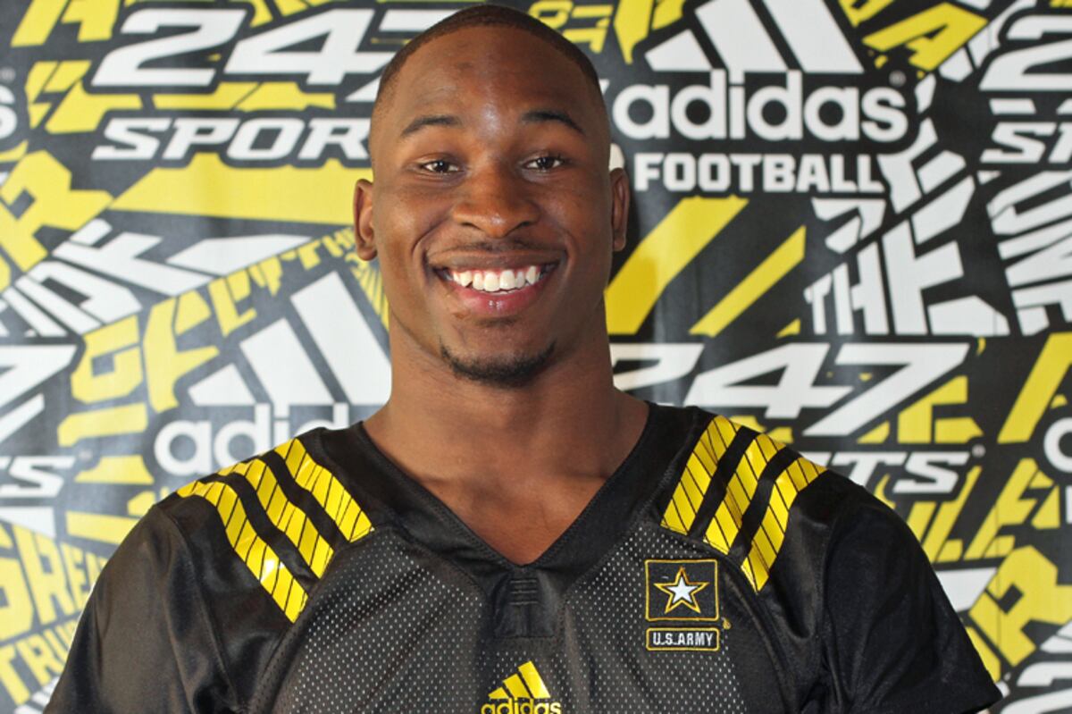 D'Andre Walker to Bulldogs Land 4Star DE Prospect News, Scores, Highlights, Stats