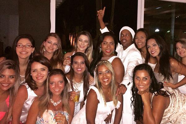 Ronaldinho chose to join a Mexican club, Queretaro because he was offered by beautiful women