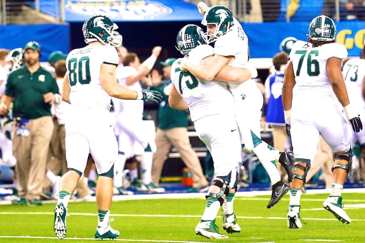 Michigan State vs. Baylor: Score and Twitter Reaction for 2015 Cotton Michigan State vs. Baylor: Score and Twitter Reaction for 2015 Cotton