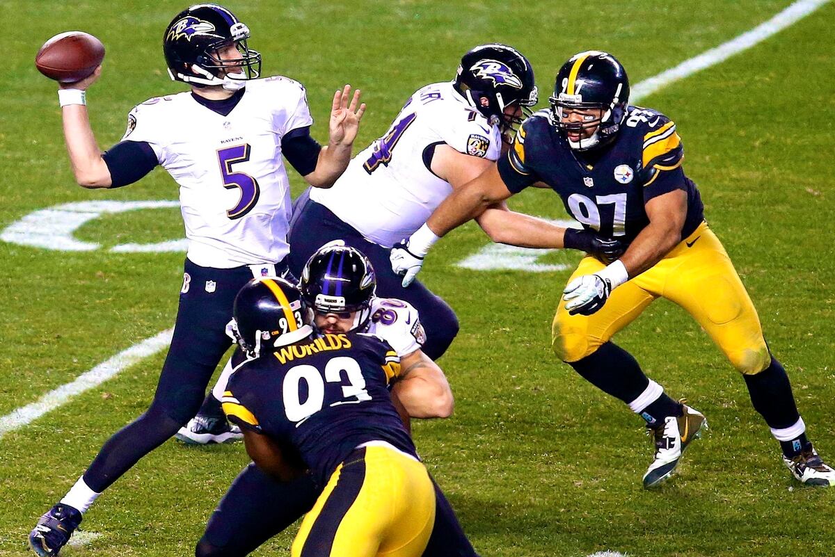 SuperSteady Joe Flacco Just Right for the Playoffs, Again