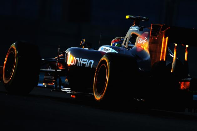 ABU DHABI, UNITED ARAB EMIRATES - NOVEMBER 23: Esteban Gutierrez of Mexico and Sauber F1 drives during the Abu Dhabi Formula One Grand Prix at Yas Marina Circuit on November 23, 2014 in Abu Dhabi, United Arab Emirates. (Photo by Clive Mason/Getty Images)