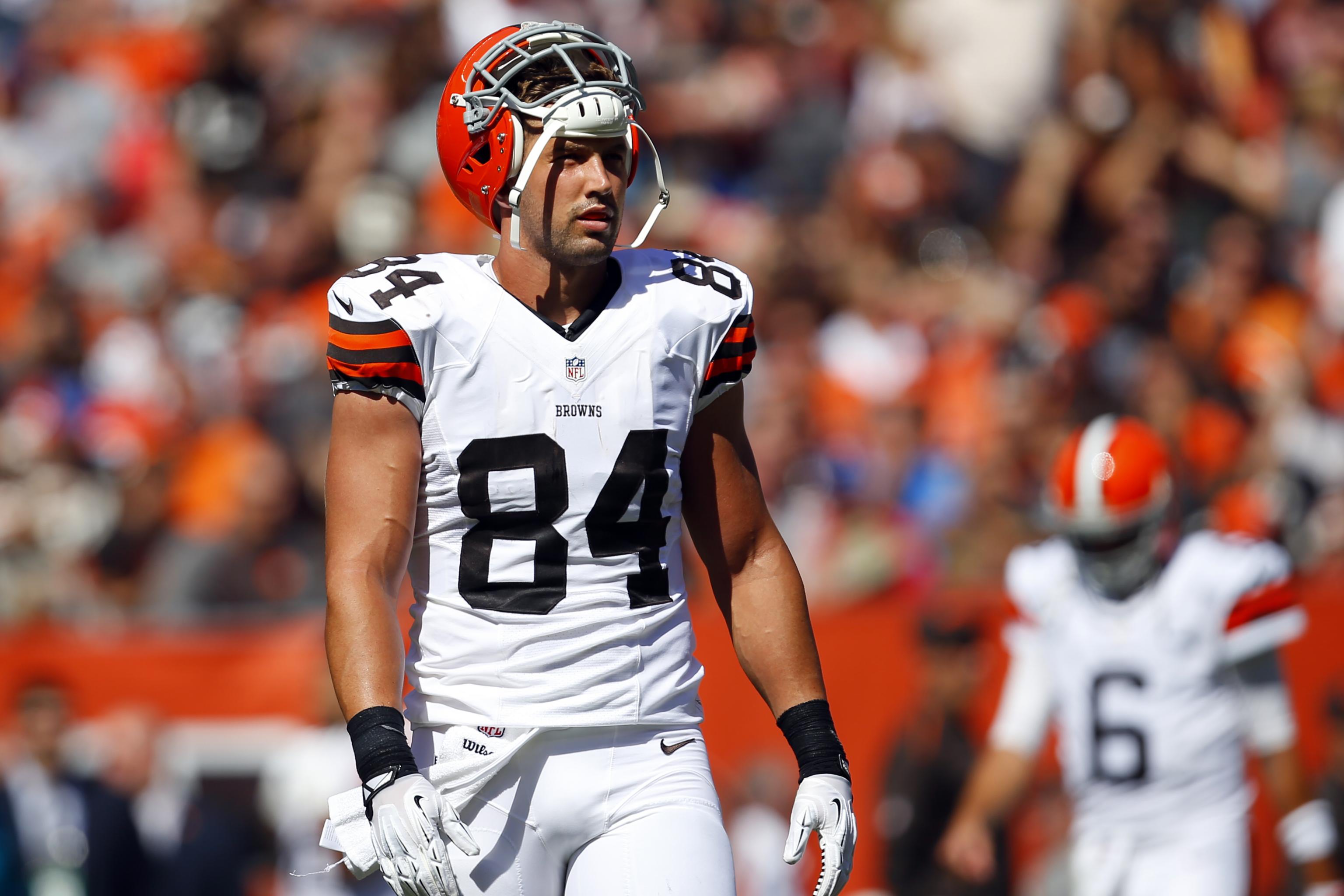 Jordan Cameron Retires from NFL Because of Concussion Concerns