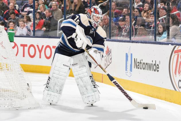 COLUMBUS, OH - DECEMBER 18:  Goaltender Sergei Bobrovsky #72 of the Columbus Blue Jackets skates with the puck against the Washington Capitals on December 18, 2014 at Nationwide Arena in Columbus, Ohio. Washington defeated Columbus 5-4 in overtime. (Photo by Jamie Sabau/NHLI via Getty Images)