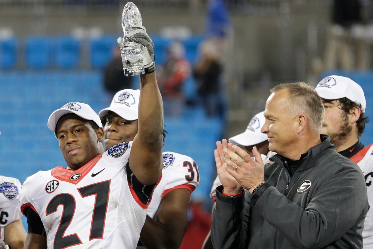 Football Strong Recruiting Close Essential for Bulldog