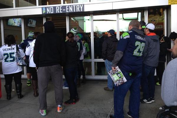 Seattle Seahawks on X: Captain @Bwagz54 is greeted by