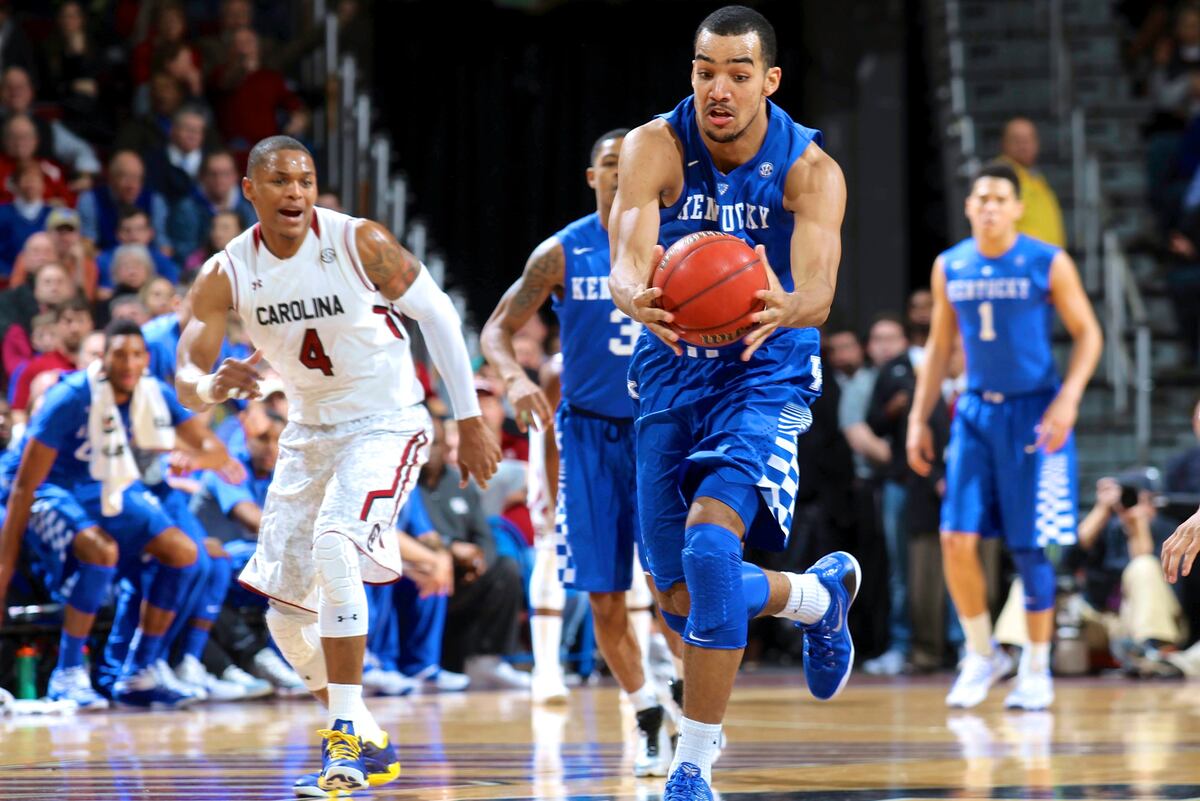 College Basketball Teams Most Likely to Stay Undefeated in Conference